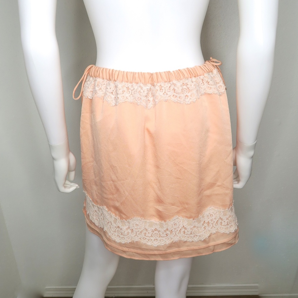 Banana Republic Lace Mini Skirt - Picture 4 of 8